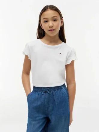 T-shirt infantil com acabamento em folha de alface nas mangas