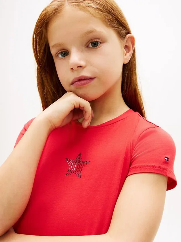 T-shirt infantil com bandeira de estrelas em strass T-shirt infantil com bandeira de estrelas em strass