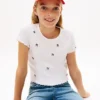 T-shirt infantil com estrelas bordadas e canelado T-shirt infantil com estrelas bordadas e canelado