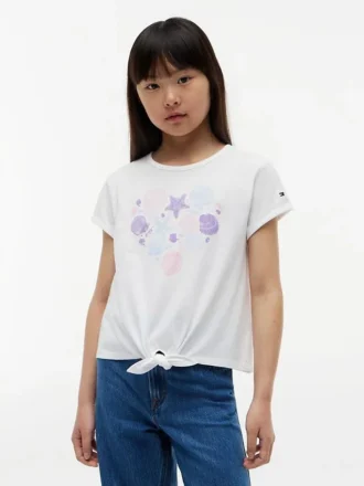 T-shirt infantil com laço à frente e conchas