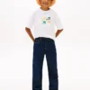 T-shirt infantil com logótipo 3D T-shirt infantil com logótipo 3D
