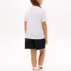 T-shirt infantil com logótipo de coração com lantejoulas T-shirt infantil com logótipo de coração com lantejoulas