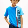 T-shirt infantil com logótipo em blocos de cor verticais T-shirt infantil com logótipo em blocos de cor verticais