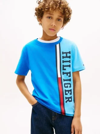 T-shirt infantil com logótipo em blocos de cor verticais