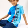 T-shirt infantil com logótipo em blocos de cor verticais T-shirt infantil com logótipo em blocos de cor verticais