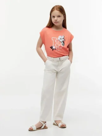 T-shirt infantil com logótipo floral em lantejoulas
