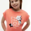 T-shirt infantil com logótipo floral em lantejoulas T-shirt infantil com logótipo floral em lantejoulas