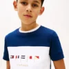 T-shirt infantil com logótipo Multiflag e blocos de cor T-shirt infantil com logótipo Multiflag e blocos de cor