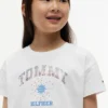 T-shirt infantil com logótipo Tommy em strass T-shirt infantil com logótipo Tommy em strass