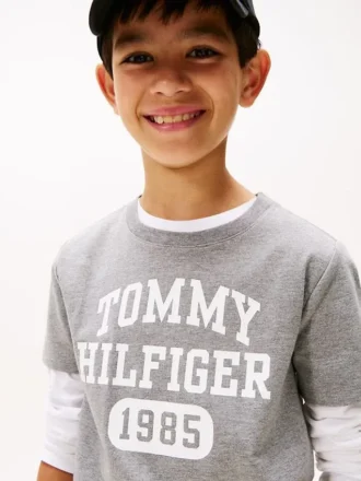 T-shirt infantil com logótipo Varsity