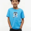 T-shirt infantil com monograma multicolorido