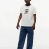 T-shirt infantil com monograma multicolorido T-shirt infantil com monograma multicolorido