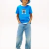 T-shirt infantil com monograma multicolorido T-shirt infantil com monograma multicolorido