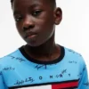 T-shirt infantil com padrão exclusivo T-shirt infantil com padrão exclusivo