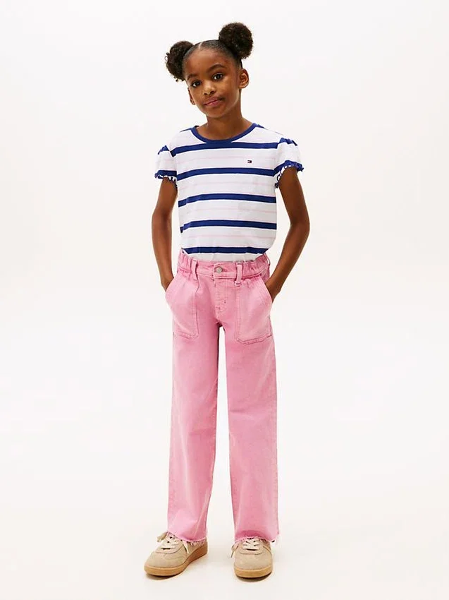 T-shirt infantil com riscas e acabamento em folha de alface nas mangas T-shirt infantil com riscas e acabamento em folha de alface nas mangas