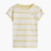 T-shirt infantil com riscas e acabamento em folha de alface nas mangas T-shirt infantil com riscas e acabamento em folha de alface nas mangas