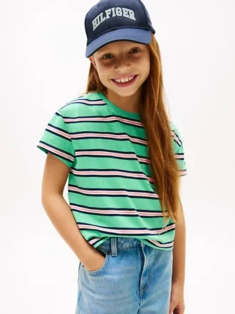 T-shirt infantil com riscas e bolso