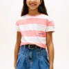T-shirt infantil com riscas e bolso T-shirt infantil com riscas e bolso