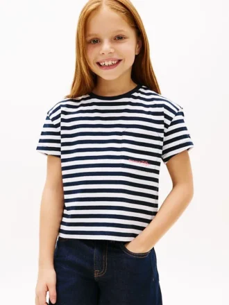T-shirt infantil com riscas e bolso