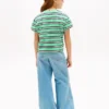 T-shirt infantil com riscas e bolso T-shirt infantil com riscas e bolso