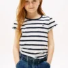 T-shirt infantil com riscas e mangas com folhos