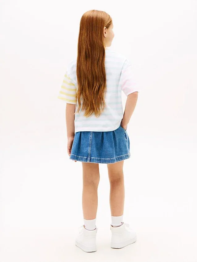 T-shirt infantil com riscas mistas T-shirt infantil com riscas mistas