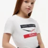 T-shirt infantil Tommy x Cadillac F1® Team Chevron T-shirt infantil Tommy x Cadillac F1® Team Chevron