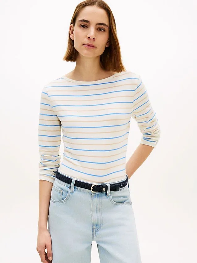 T-shirt leve com gola em barco T-shirt leve com gola em barco