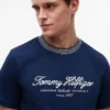 T-shirt às riscas com logótipo náutico T-shirt às riscas com logótipo náutico