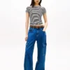 T-shirt Tommy Jeans com acabamento em folhas T-shirt Tommy Jeans com acabamento em folhas