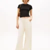 T-shirt Tommy Jeans com acabamento em folhas T-shirt Tommy Jeans com acabamento em folhas