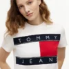 T-shirt Tommy Jeans com logótipo de bandeira grande T-shirt Tommy Jeans com logótipo de bandeira grande