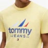T-shirt Tommy Jeans com logótipo de vela T-shirt Tommy Jeans com logótipo de vela