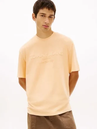 T-shirt Tommy Jeans com logótipo desgastado