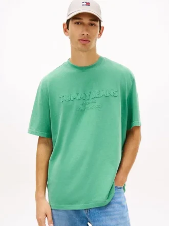 T-shirt Tommy Jeans com logótipo desgastado T-shirt Tommy Jeans com logótipo desgastado