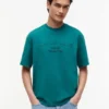 T-shirt Tommy Jeans com logótipo desgastado T-shirt Tommy Jeans com logótipo desgastado