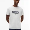 T-shirt Tommy Jeans com logótipo e corte justo T-shirt Tommy Jeans com logótipo e corte justo