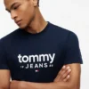 T-shirt Tommy Jeans com logótipo e corte justo T-shirt Tommy Jeans com logótipo e corte justo