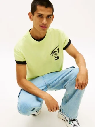 T-shirt Tommy Jeans com logótipo pintado com spray