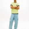 T-shirt Tommy Jeans com logótipo pintado com spray T-shirt Tommy Jeans com logótipo pintado com spray