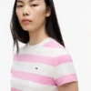 T-shirt Tommy Jeans com riscas de râguebi T-shirt Tommy Jeans com riscas de râguebi