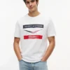 T-shirt Tommy x Cadillac F1® Team Chevron T-shirt Tommy x Cadillac F1® Team Chevron