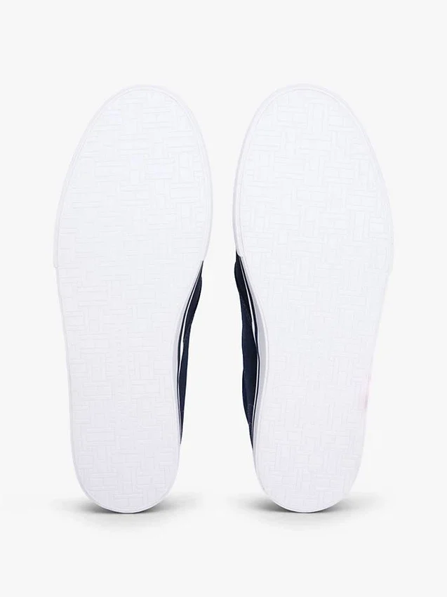 Ténis Slip-On em Lona Vulcanizada Ténis Slip-On em Lona Vulcanizada