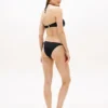 Top de biquíni bandeau com anel em O Top de biquíni bandeau com anel em O