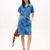 Vestido camisa em ganga de lavagem média com cinto Vestido camisa em ganga de lavagem média com cinto