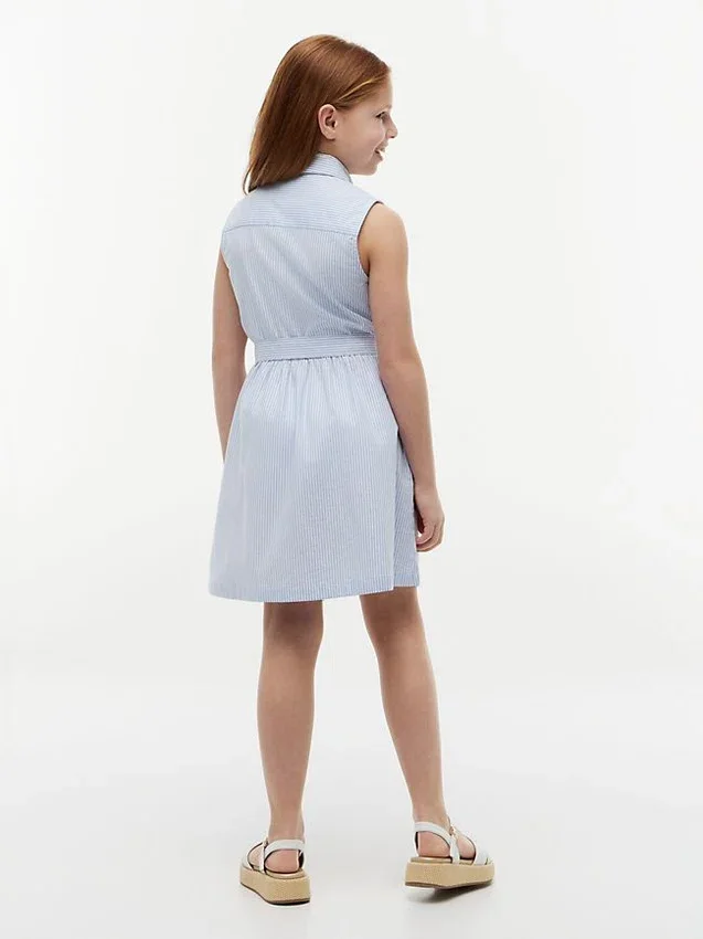 Vestido-camisa sem mangas com cinto para criança Vestido-camisa sem mangas com cinto para criança