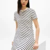 Vestido em malha interlock com riscas em ziguezague Vestido em malha interlock com riscas em ziguezague