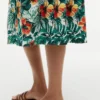 Vestido em mistura de linho com camadas e estampado tropical Vestido em mistura de linho com camadas e estampado tropical