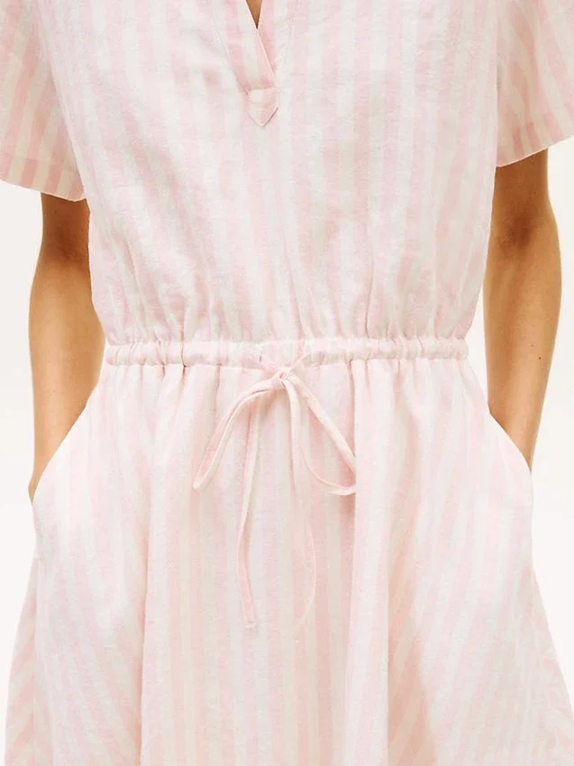 Vestido essencial em mistura de linho às riscas Vestido essencial em mistura de linho às riscas