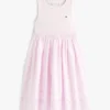 Vestido infantil com bordados e ilhós